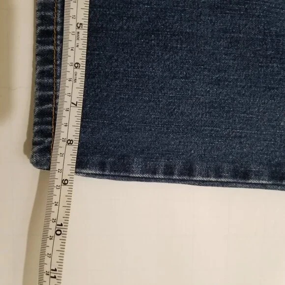 Abercrombie & Fitch boot-cut jeans, size 4 regular - Picture 7 of 9